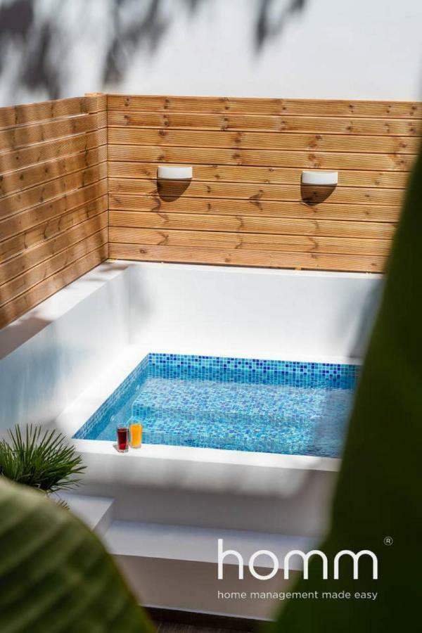 Nemeseos Ground Floor Homm Apartment With Roof Garden And Wading Pool Athens Exterior photo